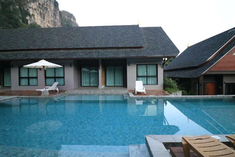 The Scene Cliff View Villas By Swiss-Belhotel Krabi Exterior foto
