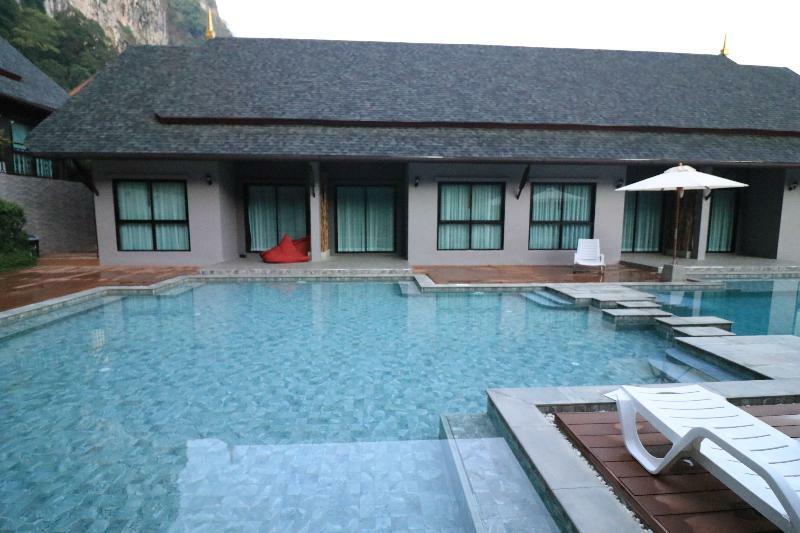The Scene Cliff View Villas By Swiss-Belhotel Krabi Exterior foto